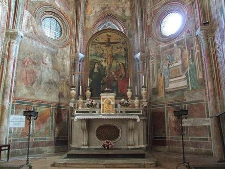 Capilla de de la Cruz del Día en Volterra