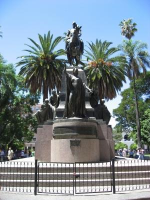 Monumento al General Arenales