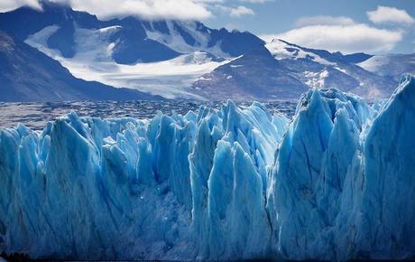 El glaciar Upsala se encuentra en retroceso, lo cual podría ser una evidencia de ciclos climáticos.