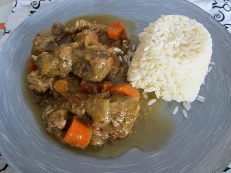 TERNERA EN SALSA CON VINO PARA COCINA MIRÓ TERNERA EN SALSA CON VINO PARA COCINA MIRÓ