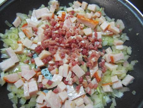 GUISANTES SALTEADOS CON LOMO Y SALSA SOJA GUISANTES SALTEADOS CON LOMO Y SALSA SOJA