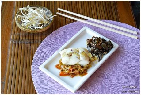 Bacalao con Verduras en Salsa de Soja y Espaguetis de Mar