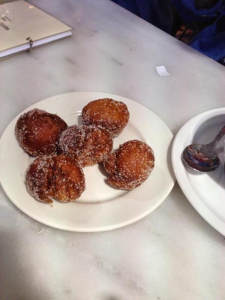 Desayunando en Escribà