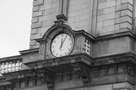 En las calles de Dublín La obsesión con los relojes