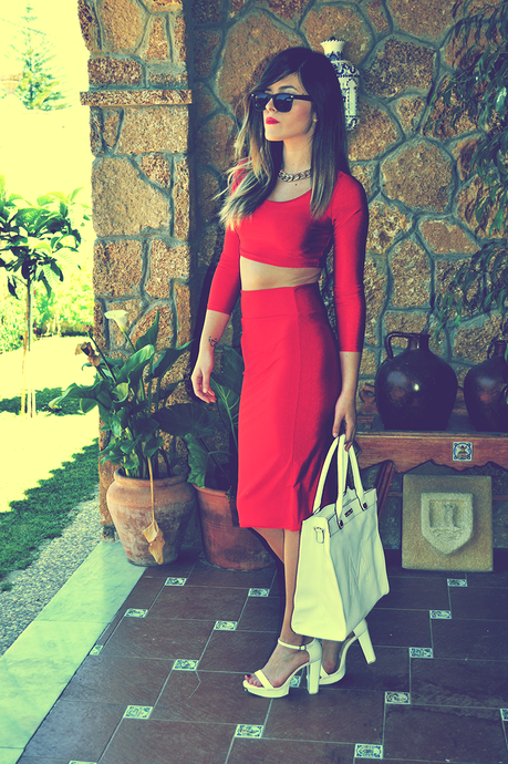 LADY IN RED