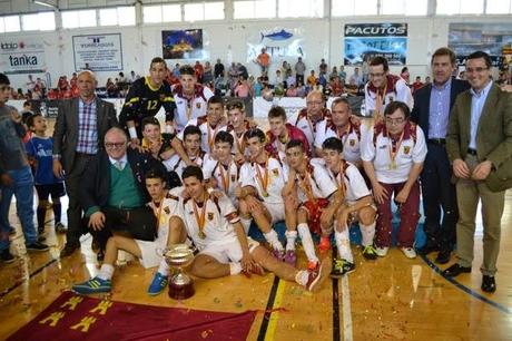 La Selección de Murcia Cadete de fútbol sala vence a la catalana por 3-2 y se proclama campeona de España