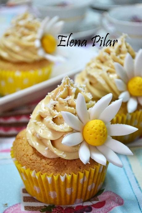 Cupcakes de coco y dulce de leche