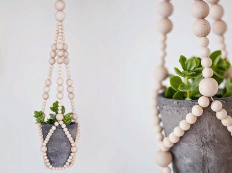 DECORACIÓN NATURAL CON BOLAS DE MADERA