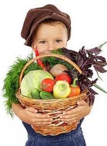Las vitaminas las encontramos en las frutas... ( niños vegetarianos)