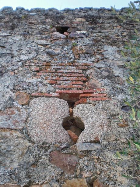 Colaboraciones de Extremadura, caminos de cultura: Castillo de Castellanos (Cáceres), en la Lista Roja de Patrimonio