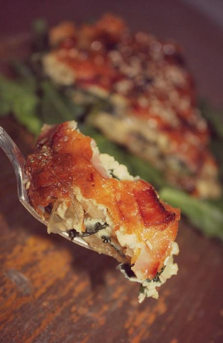 QUICHE DE ESPINACAS CON CEBOLLA Y BACON CARAMELIZADO AL OPORTO