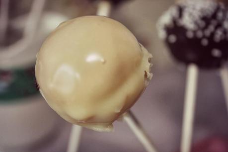 CAKE POPS BLANCO Y NEGRO