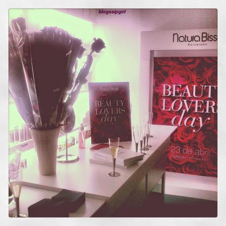 S. HA ESTADO ALLI: BEAUTYLOVERSDAY BY NATURA BISSÉ & 7ºANIVERSARIO TOUT SUITE