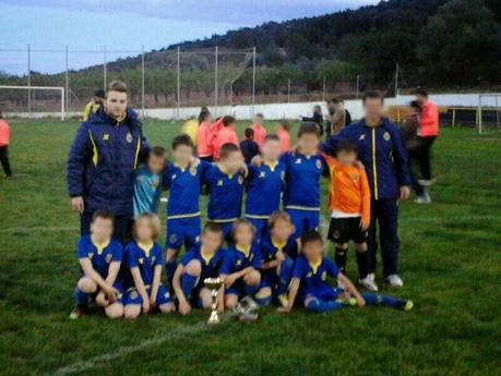 El que lanzó el plátano a Alves era un ...!Formador de niños del Villareal!