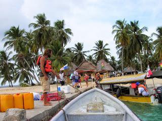 Isla aguja, Hotel Icodub,  Guna Yala, San Andrés, Panamá, round the world, La vuelta al mundo de Asun y Ricardo, mundoporlibre.com