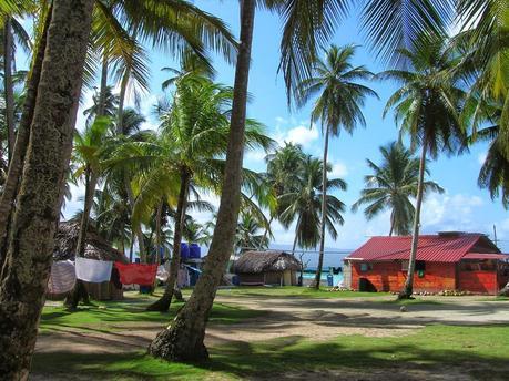 Isla Guanidup, Cabaña Senidup, Tubasenika, isla Franklin, Guna Yala, San Andrés, Panamá, round the world, La vuelta al mundo de Asun y Ricardo, mundoporlibre.com