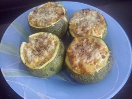 ☺☺☺ RECETA FÁCIL FÁCIL: CALABACÍN LUNA RELLENO DE ATÚN