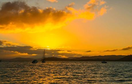 Atardeciendo en la Whangarei Heads Road, Northland