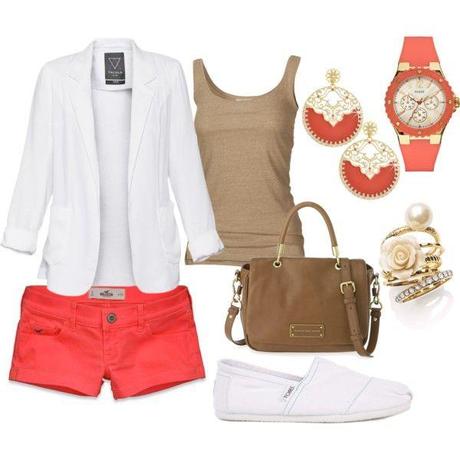 coral shorts & a white blazer <3