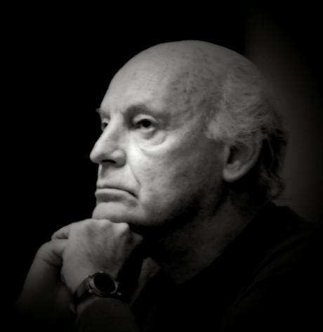 Cerrar Los Ojos Y Disfrutar De Este Regalo De Eduardo Galeano
