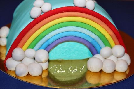 Tarta Piñata - Rainbow Pinata Cake