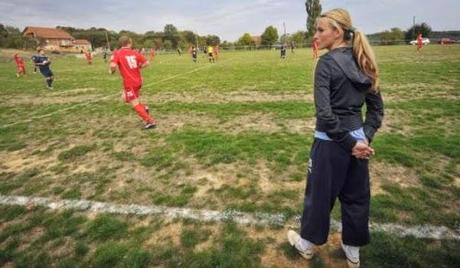 Piden a la UEFA mas presencia femenina como entrenadoras
