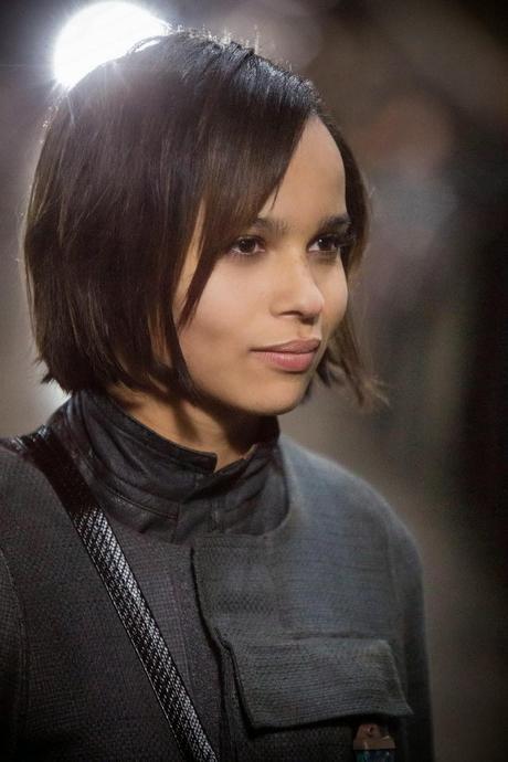 CRITICA DE DIVERGENTE, ADAPTACIÓN DE LA ACLAMADA TRILOGÍA DEL BEST SELLER DE VERONICA ROTH CRITICA DE DIVERGENTE, ADAPTACIÓN DE LA ACLAMADA TRILOGÍA DEL BEST SELLER DE VERONICA ROTH