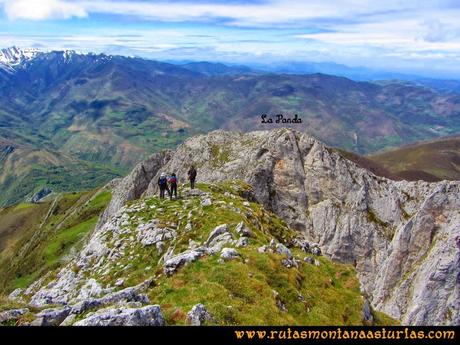 Ruta Peña Redonda: Descendiendo por la arista