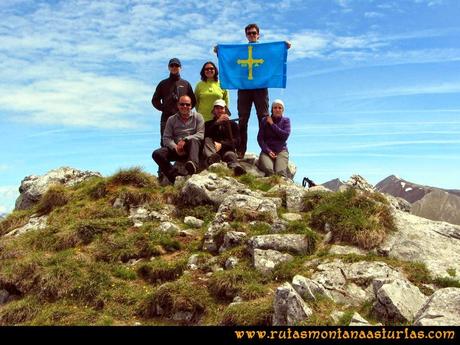 Ruta Peña Redonda: Cima