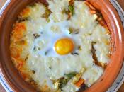 Huevos plato provolone setas