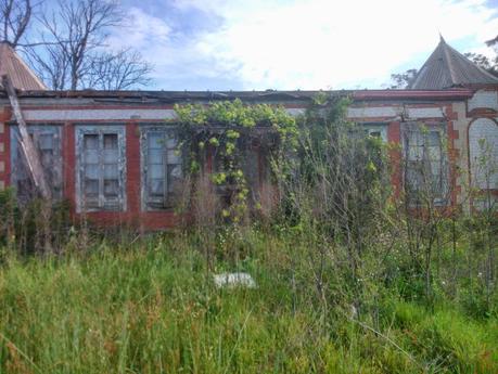 casa antigua abandonada