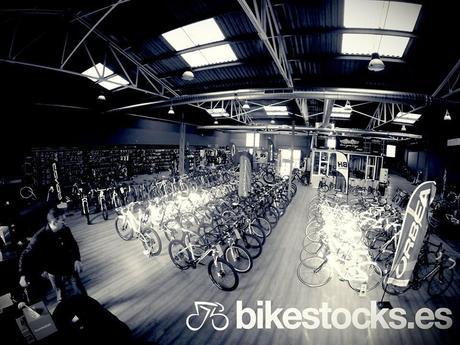 La tienda física es un grandioso centro de exhibición. 