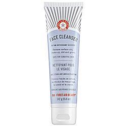 FIRST AID BEAUTY Face Cleanser