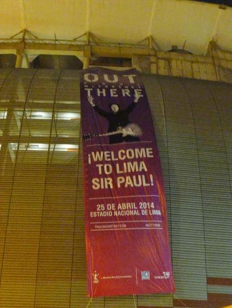 OUT THERE TOUR - LIMA, PERU (VIDEO / FOTOS)