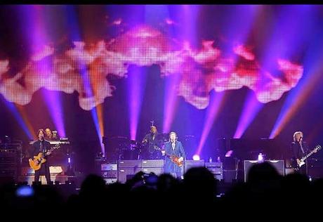 OUT THERE TOUR - SANTIAGO, CHILE (VIDEO / FOTOS) 1RA FECHA