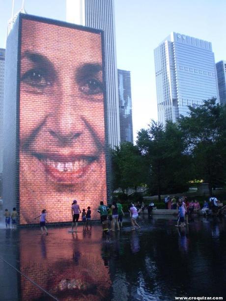 CHI-013-The-Crown-Fountain-12