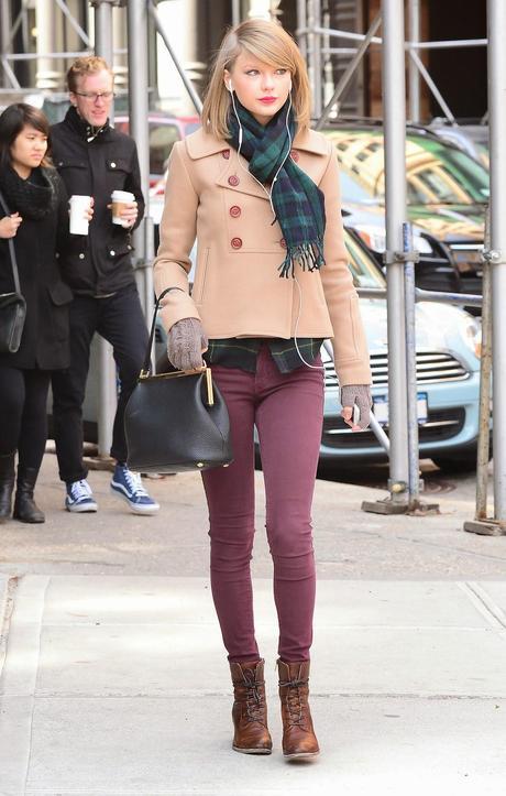 Celebrity Street Style: Taylor Swift Celebrity Street Style: Taylor Swift
