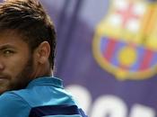 Neymar: entristece cómo manejó Santos fichaje"