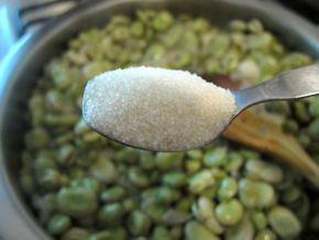 habas-con-jamon-y-huevos-fritos-