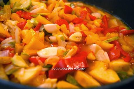 GARBANZOS CON VERDURAS AL CURRY