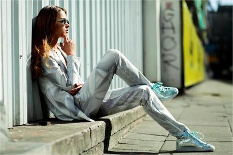 SNEAKERS ARE A YES OR A NO WAY? SNEAKERS ARE A YES OR A NO WAY?