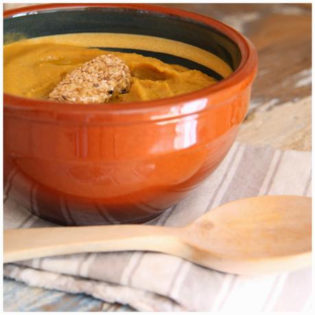 Crema especiada de lentejas rojas