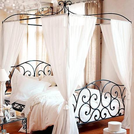 Camas con dosel
