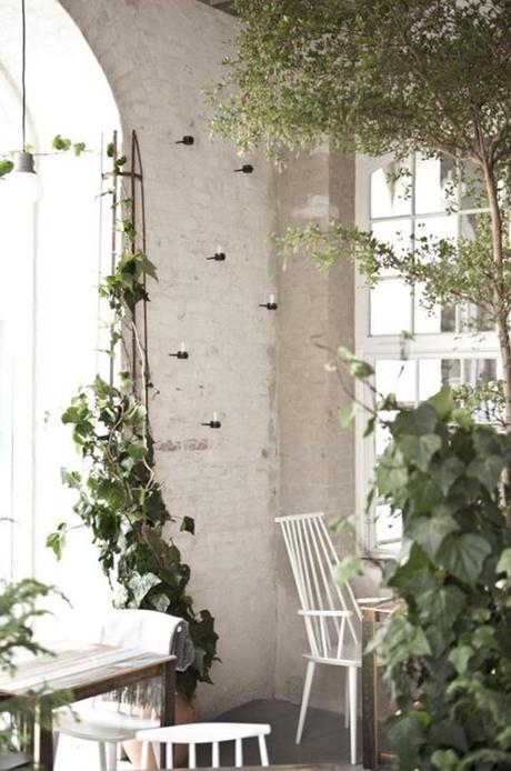 Host-Restaurant-Copenhagen-by-Norm-Architects-and-Menu-Yellowtrace-12