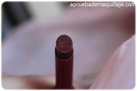 detalle de la barra de labios The One Power Shine de Oriflame tono cocoa burst