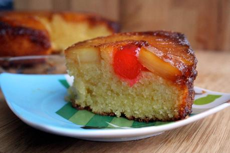 Bizcocho invertido de piña