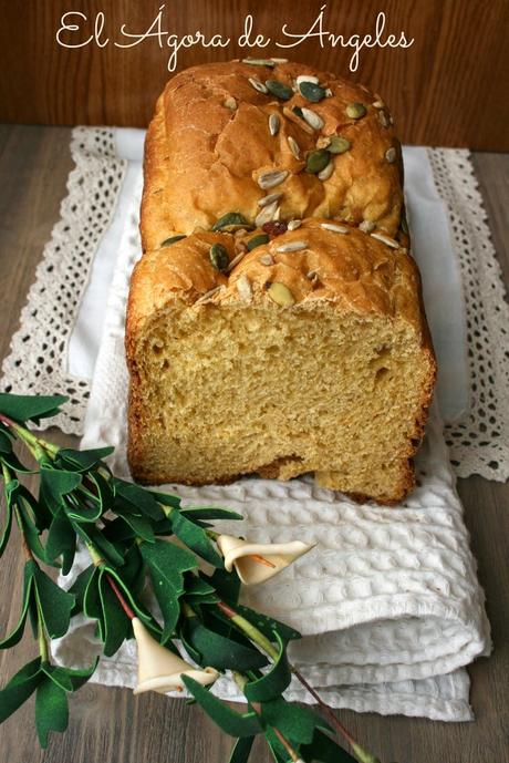 PAN DE TRIGO Y CENTENO CON ZUMO DE NARANJA