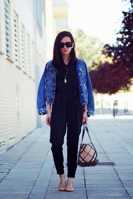 BLACK JUMPSUITJacket: Zara, Jumpsuit: Persun Flats: Zara,...