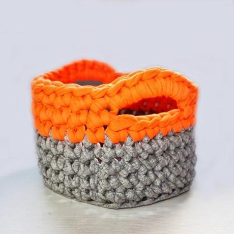 Cestas de trapillo en colores neón