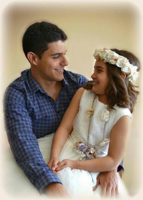 NUESTRO PRECIOSO REGALO DEL DIA DE LA MADRE